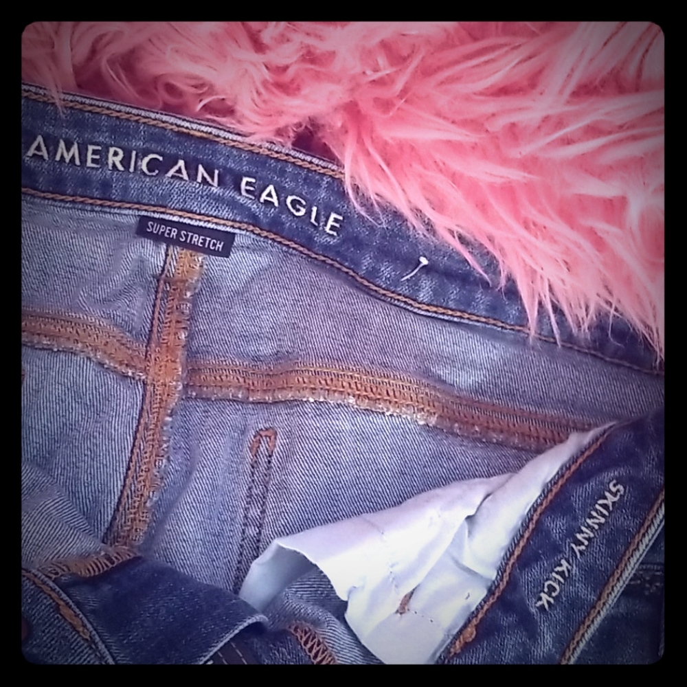 American Eagle Skinny Kick Jean's